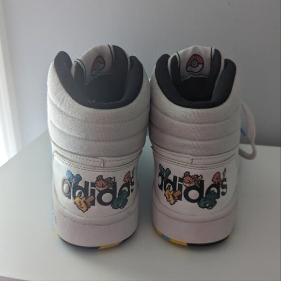adidas Other - Boys Youth Adidas x Pokemon Hoops Mid 2.0 J Cloud Size.7
